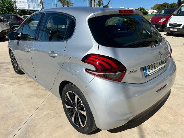 PEUGEOT 208 ALLURE 1.2 E-THP AUTO SPANISH LHD IN SPAIN 71000 MILES SUPERB 2018